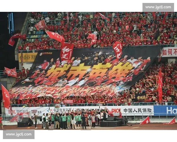 无锡球迷水蜜桃球服助阵,力克常州队喊响 “十三妹” 无锡球迷水蜜桃球服助阵,力克常州队喊响 “十三妹”