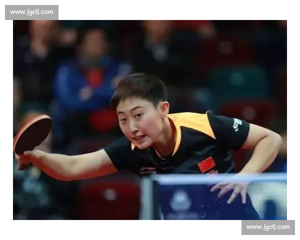 正手前冲弧圈球实战教学:5 分钟掌握鞭打式发力与精准拍型控制! 正手前冲弧圈球实战教学:5 分钟掌握鞭打式发力与精准拍型控制!