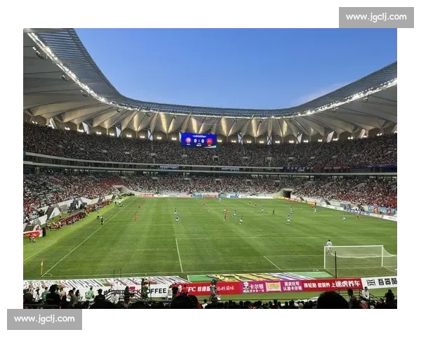 苏超单场上座破 3.6 万创纪录，业余联赛热度碾压职业足球